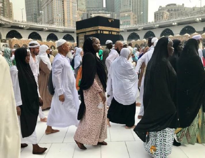 You are currently viewing How to Book the Best Umrah Packages from Ottawa: Tips and Advice